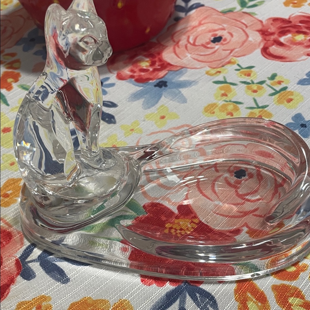 Clear acrylic Cat Figurine soap dish